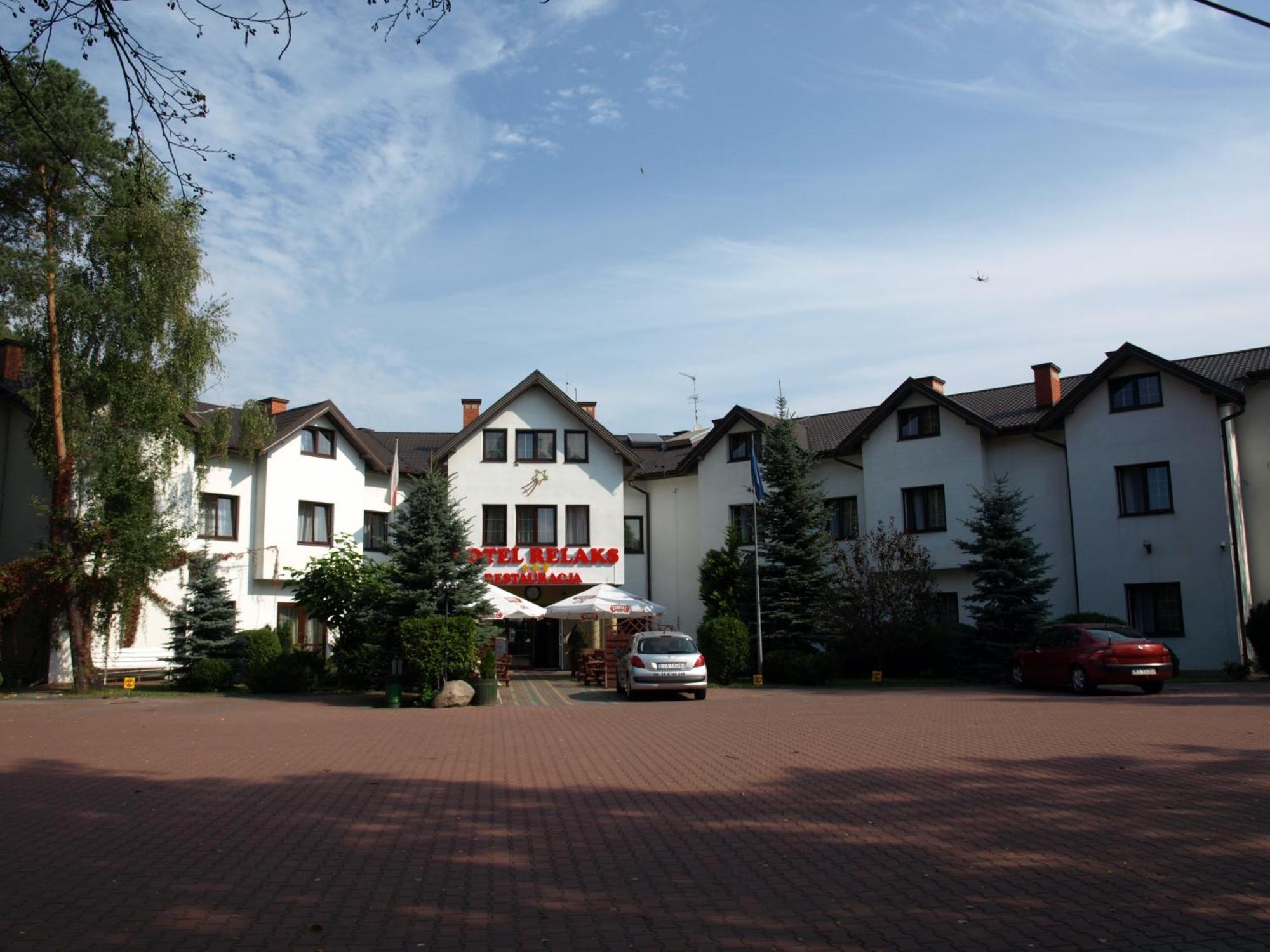 Hotel Relaks Wola Ducka Exterior photo