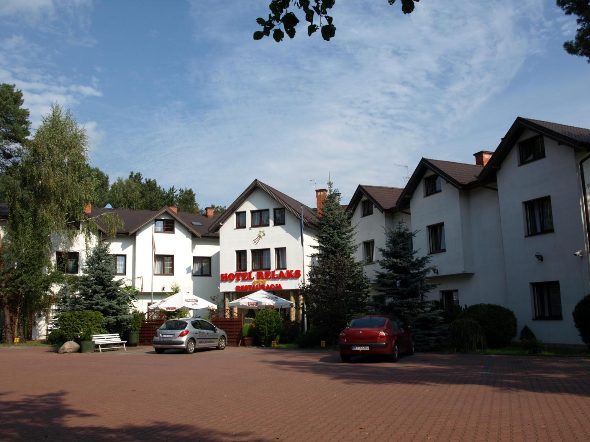 Hotel Relaks Wola Ducka Exterior photo