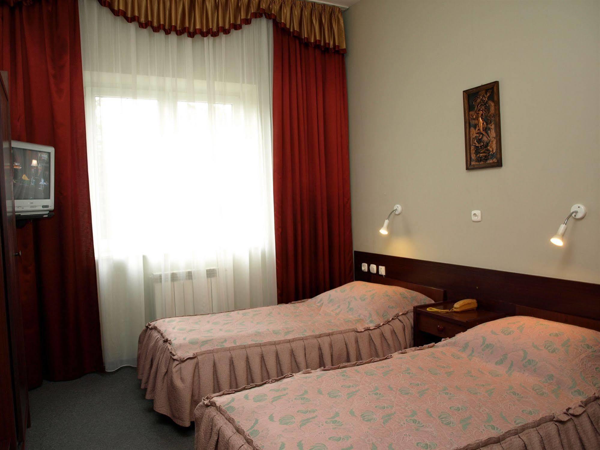 Hotel Relaks Wola Ducka Exterior photo